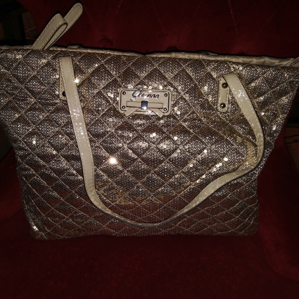 Guess quilted Shoulder Bag